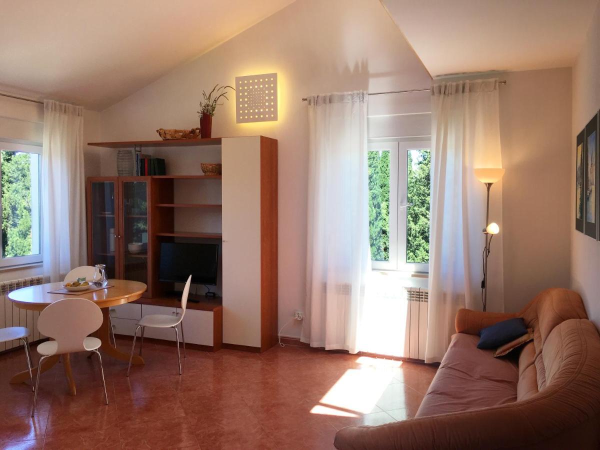 Artists Loft Lägenhet Pula Exteriör bild